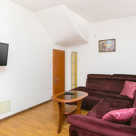 Marco Polo Apartment Medulin Exterior photo