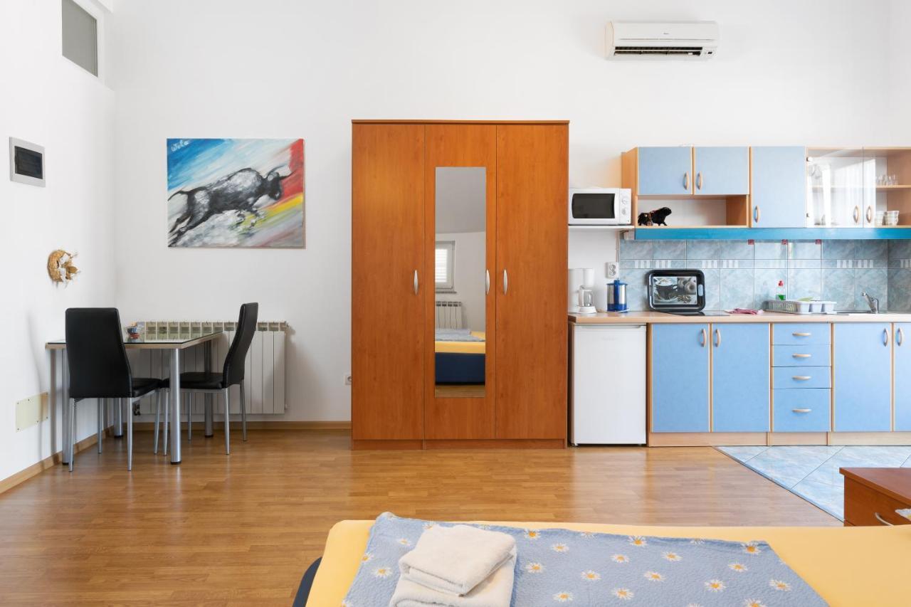 Marco Polo Apartment Medulin Exterior photo