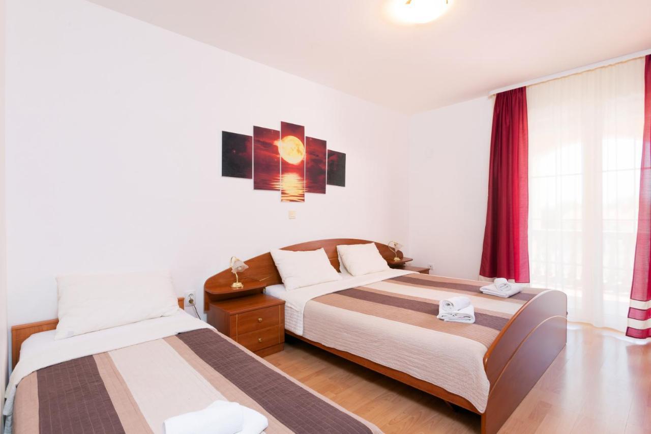 Marco Polo Apartment Medulin Exterior photo